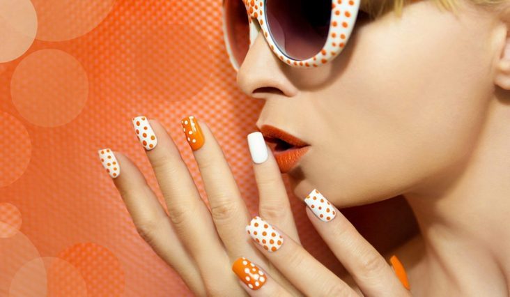 Модные оранжевые ногти, стильный дизайн оранжевого маникюра, красивые идеи 