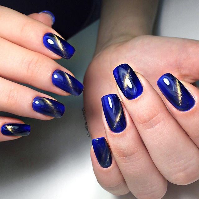 Стильный синий маникюр, идеи синих ногтей весна-лето 