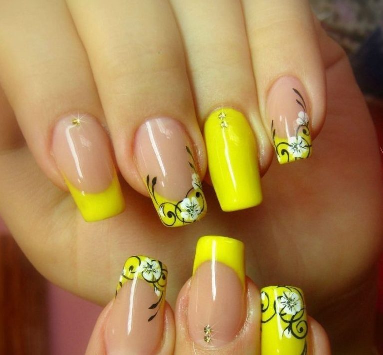Весенний желтый маникюр - желтые ногти весны