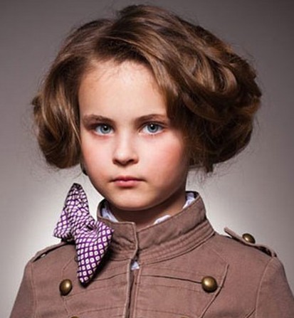 Модные прически девочкам  9 лет, тонких средних волос 2025