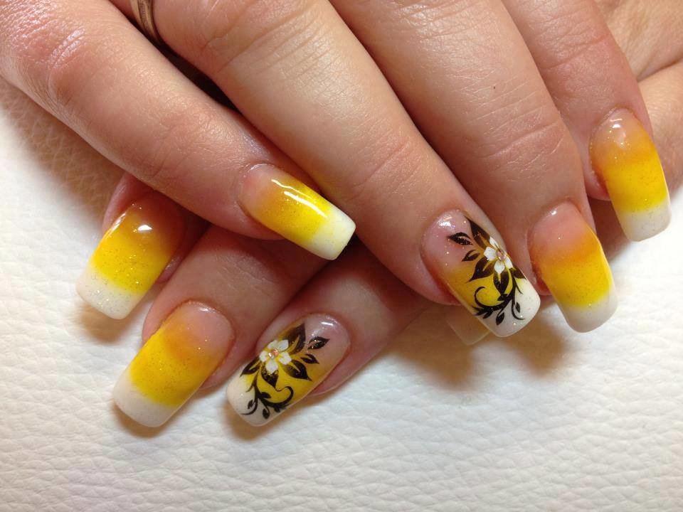 Осенний желтый маникюр 2022 - желтые ногти осени