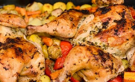 Овощи в духовке - с мясом курицы, бедром, крыльями, голенью