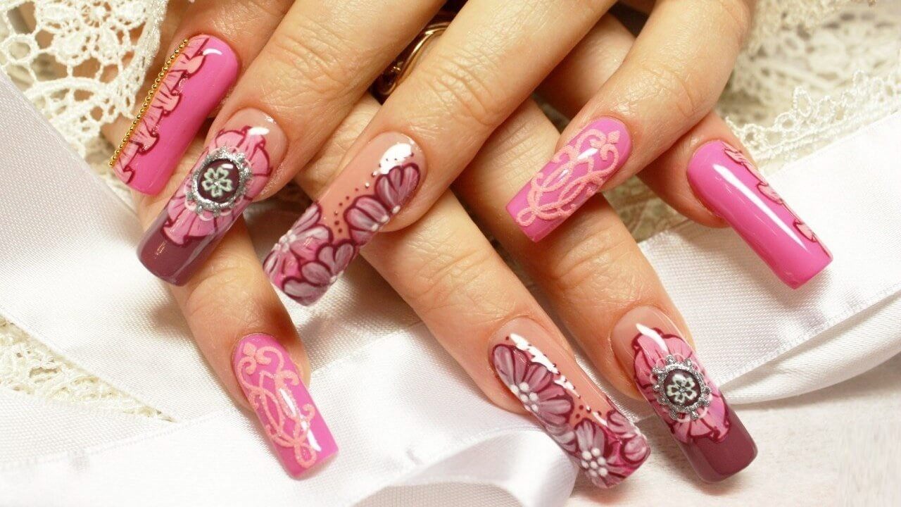 Розовый маникюр, фото розовых ногтей 2021