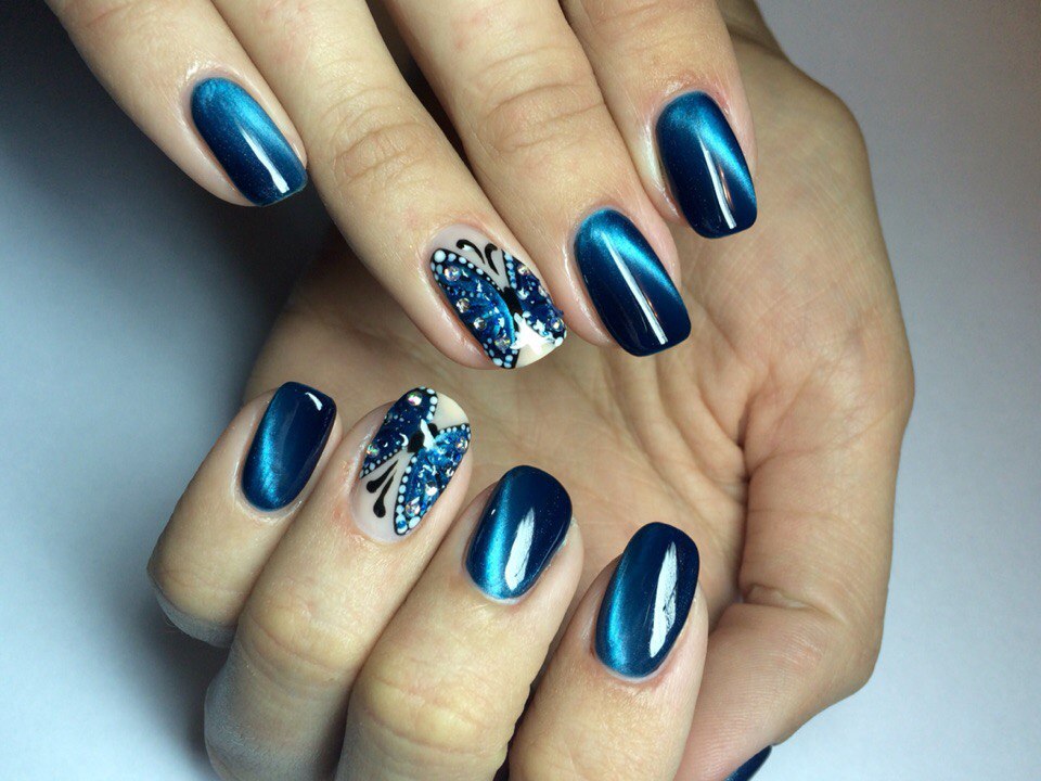 Синий цвет маникюра ногтей 2022 - синие цвета и расцветки