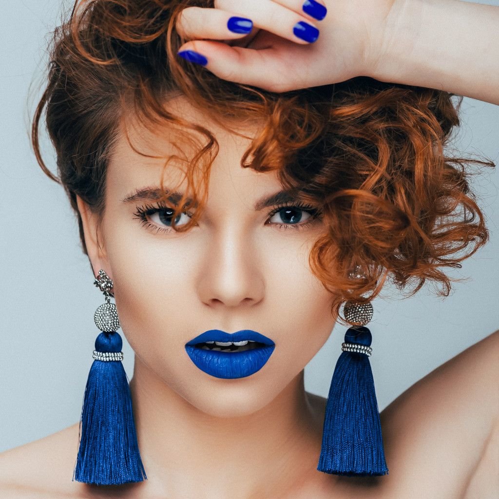 Синий маникюр 2021 ногти синего цвета с фото, модный дизайн с синими цветами